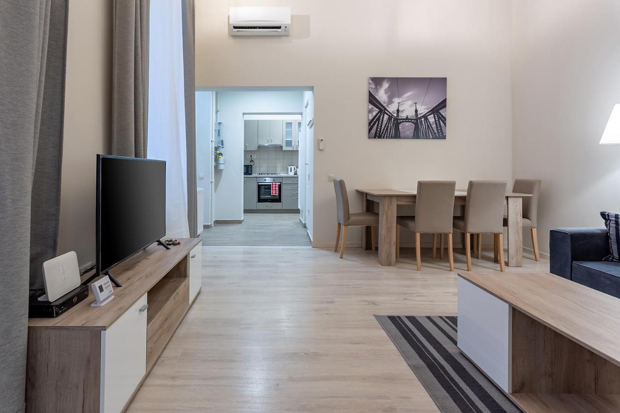 Goldcentral Apartment Akacfa 布达佩斯 外观 照片